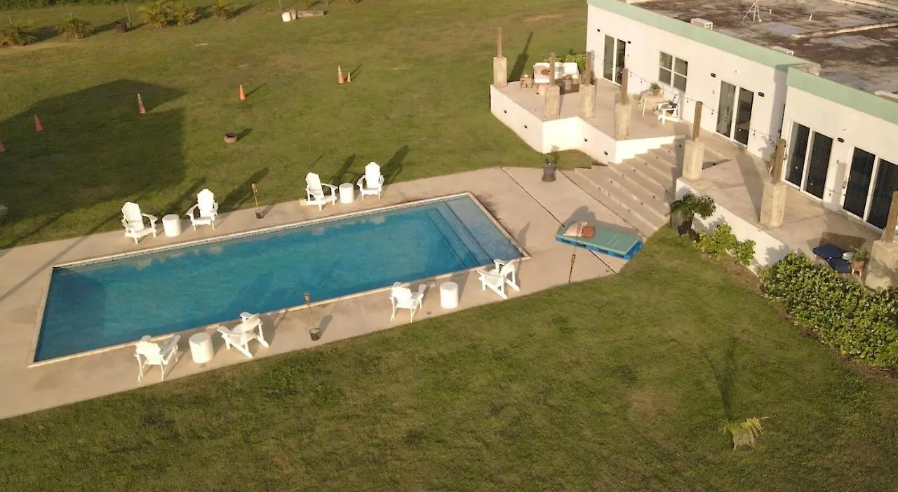 Gasthof The Grand Villa Arecibo